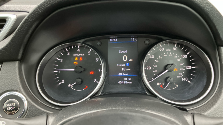 Nissan Qashqai 1.3 DiG-T Tekna 5dr Petrol Hatchback